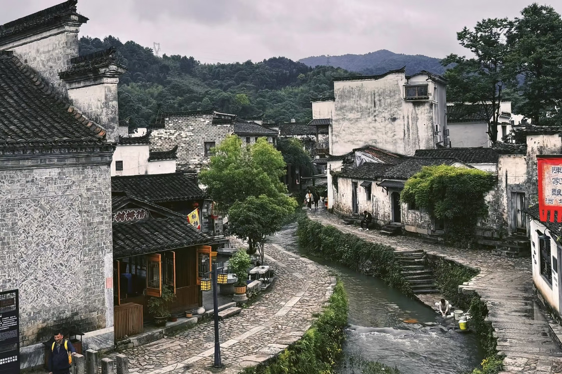 Zha Ji Ancient Town